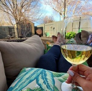 Meet your Posher, Mia